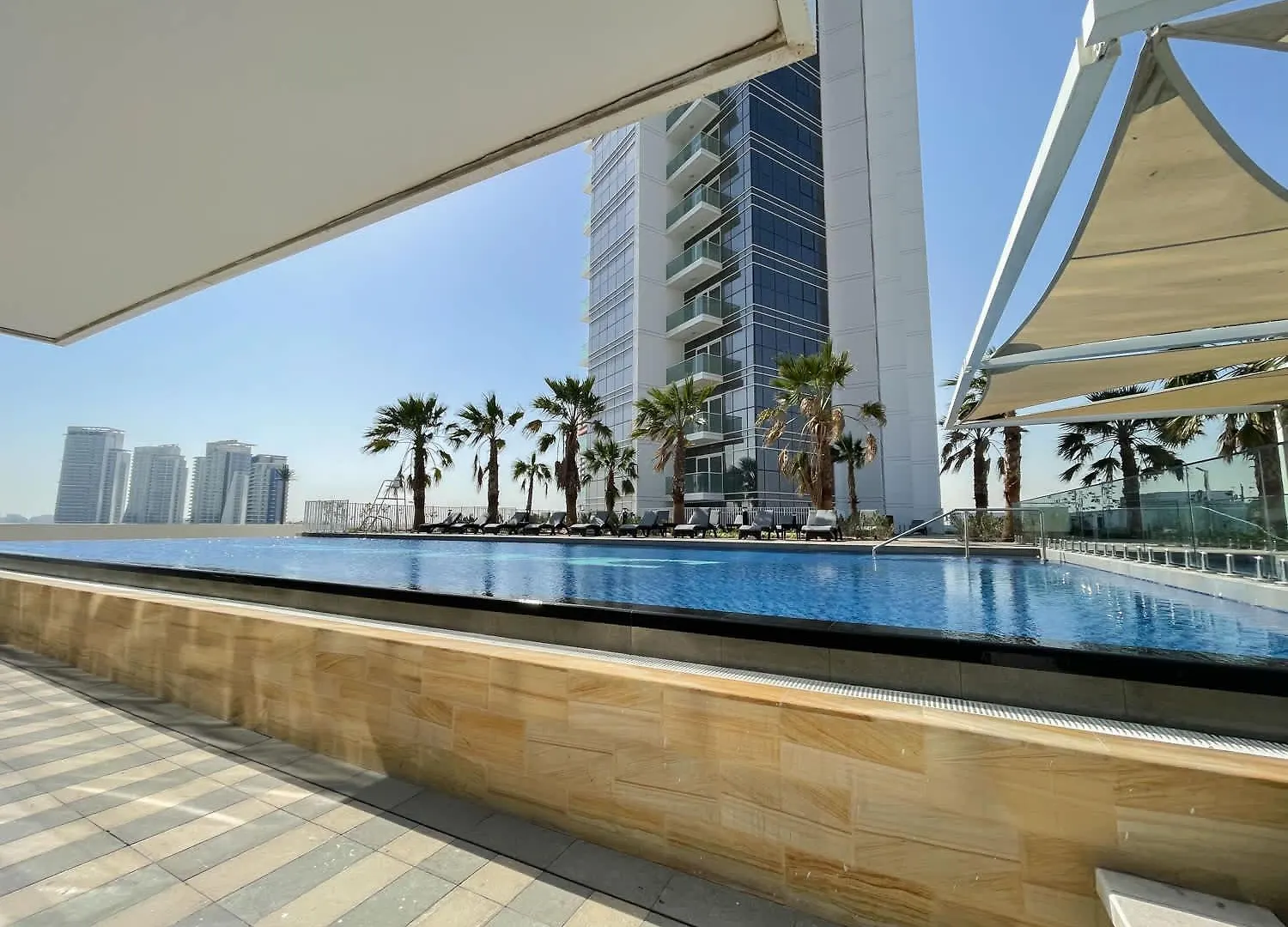 Majestic Studio In Damac Carson C Dubai 0*,  United Arab Emirates